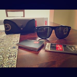 Brand new Ray Ban Boyfriend series(4147).
